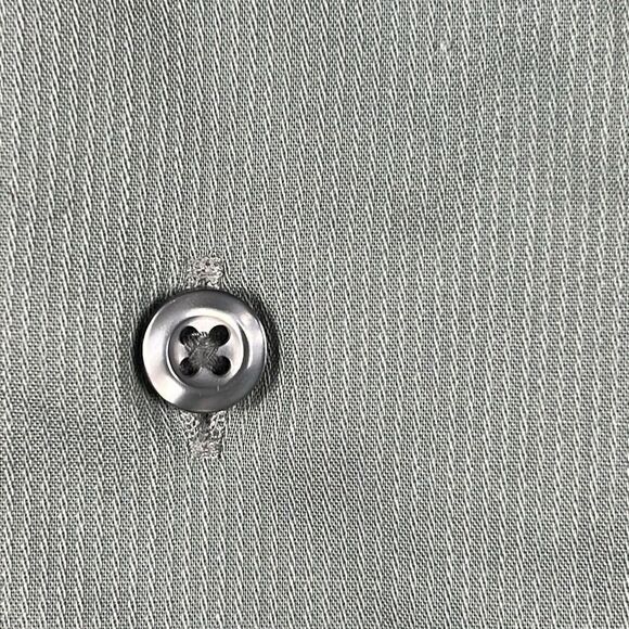 🔥 KENNETH COLE New York Cotton Gray Pinstriped LS Button Shirt Sz M - PERFECT - Picture 7 of 10